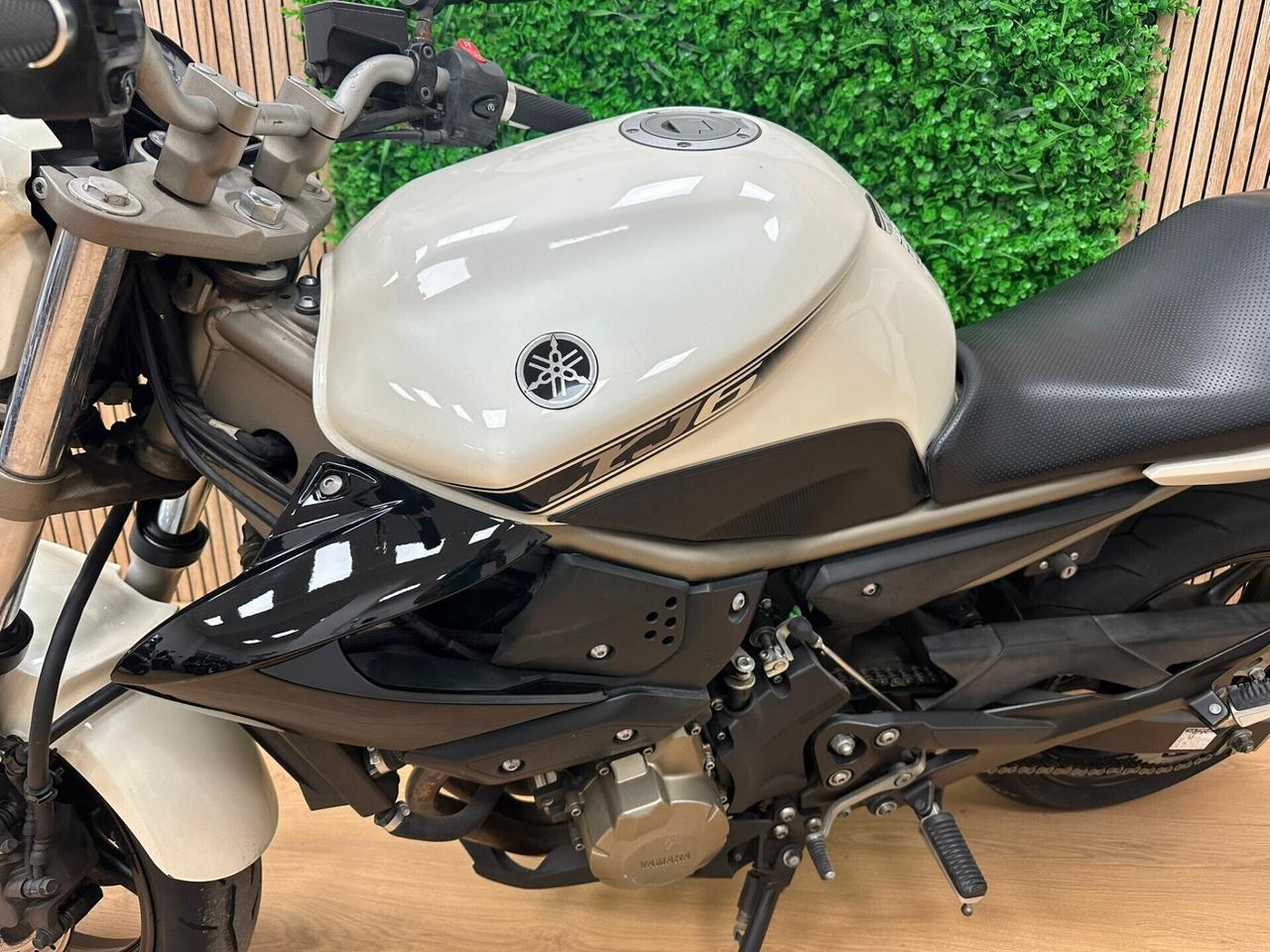 YAMAHA XJ-6 XJ6 XJ 600 - TUA DA 99€ AL MESE