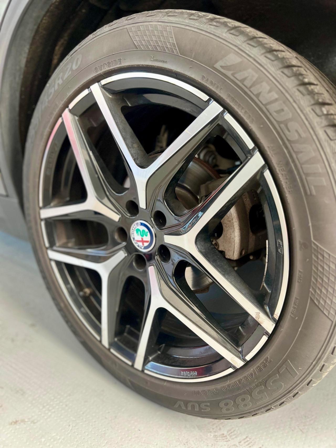 Alfa Romeo Stelvio 2.2TD 180cv Executive AT8 RWD