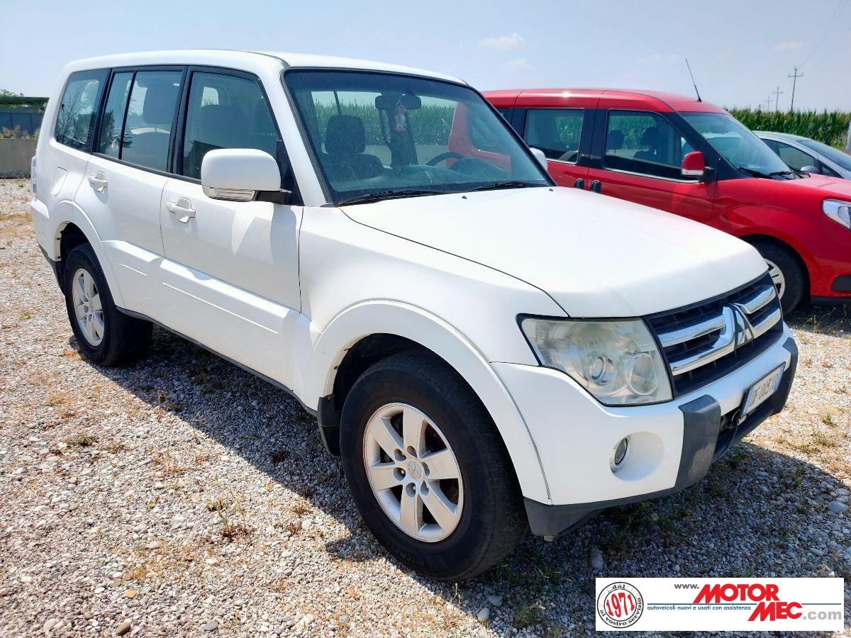 MITSUBISHI Pajero 3.2 5p. Invite 7 posti