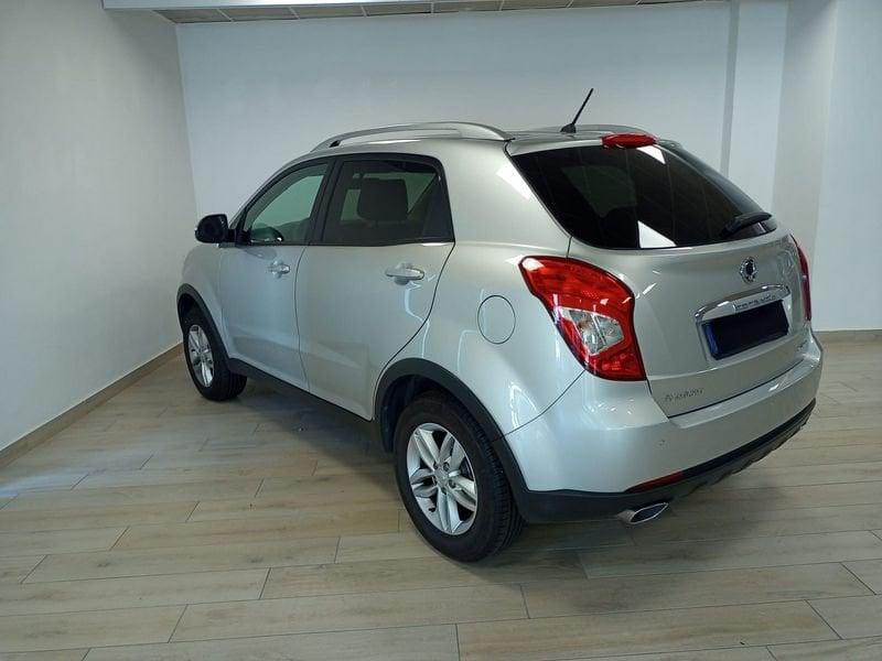 Ssangyong Korando 3ª serie 2.0 2WD MT GPL Plus