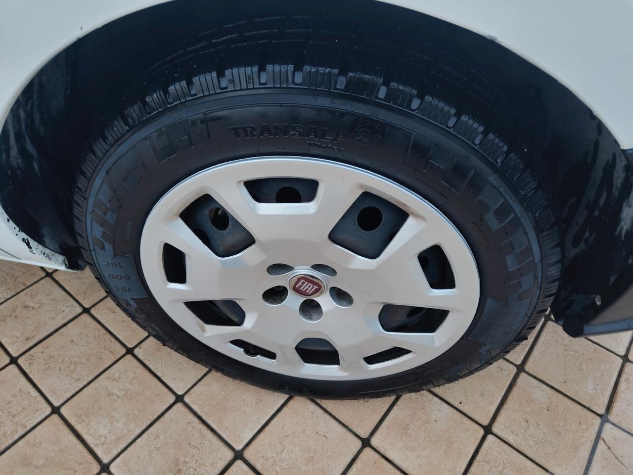 Fiat Doblo Doblò 1.6 MJT 105CV S&S PL-TN Cargo Maxi Easy