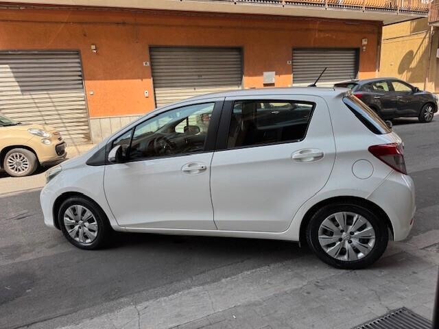 Toyota Yaris 1.4 D-4D 5 porte Lounge