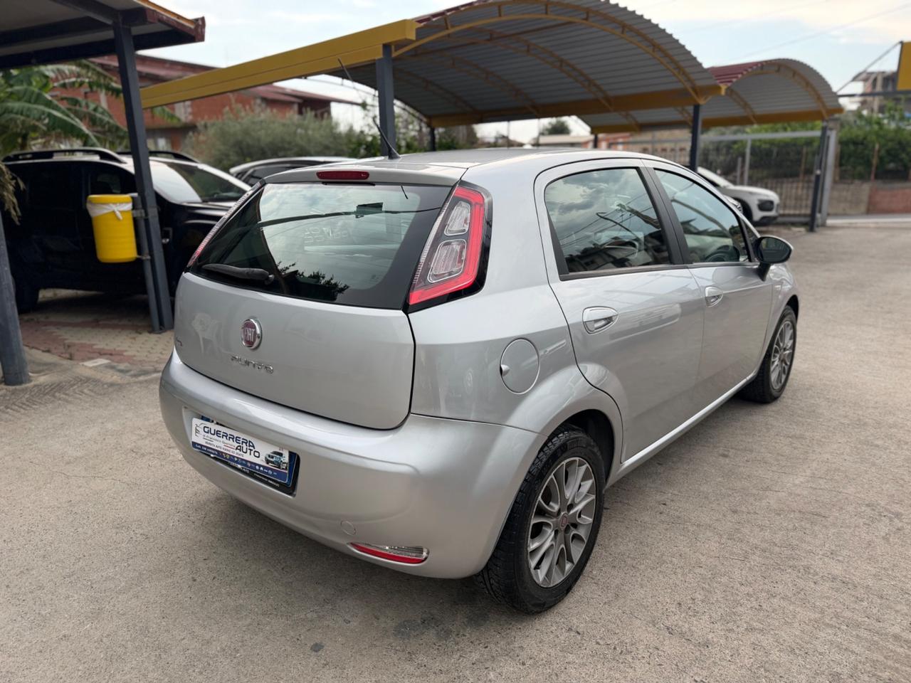Fiat Punto 1.3 MJT 75 CV 5 porte Km Certificati
