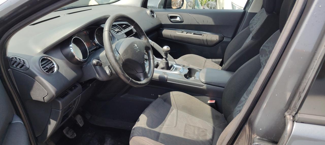 Peugeot 3008 1.6 HDi 110CV Outdoor