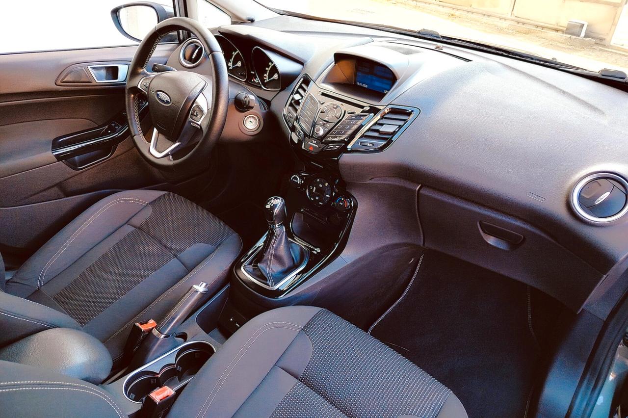 Ford Fiesta 1.0 EcoBoost 100CV 5 porte Titanium