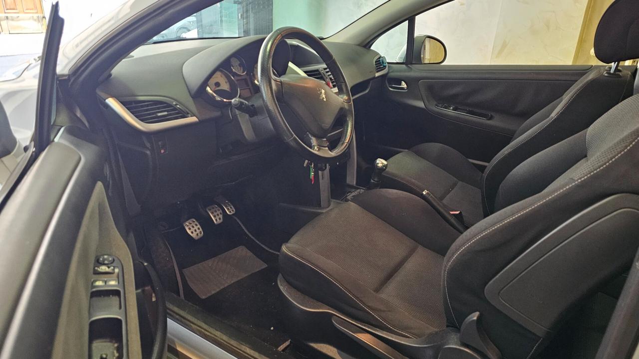 Peugeot 207 1.6 VTi 120CV CC Tecno