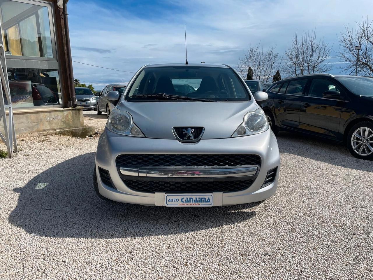 PEUGEOT 107 1.0 B - 2010