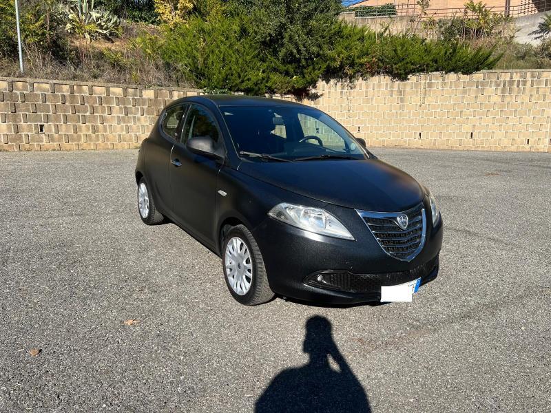 Lancia Ypsilon 5 Porte Ypsilon 1.2 8vColorazione Individual E6
