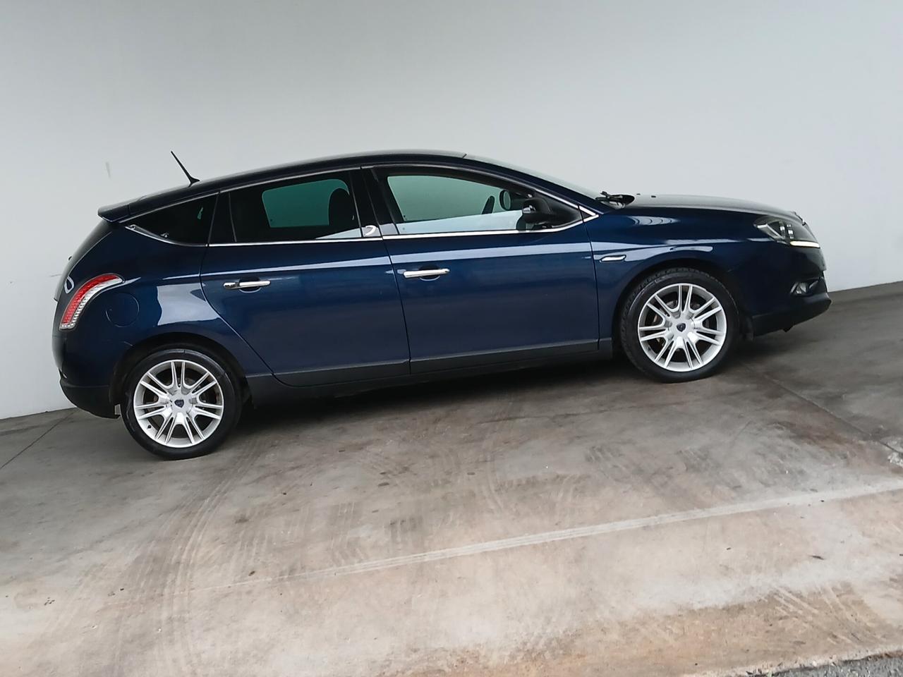 Lancia Delta 1.6 MJT AUTO IMPECCABILE