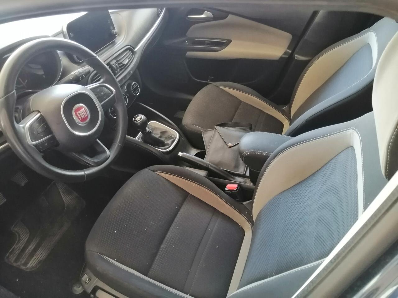 Fiat Tipo 1.6 Mjt S&S SW Lounge