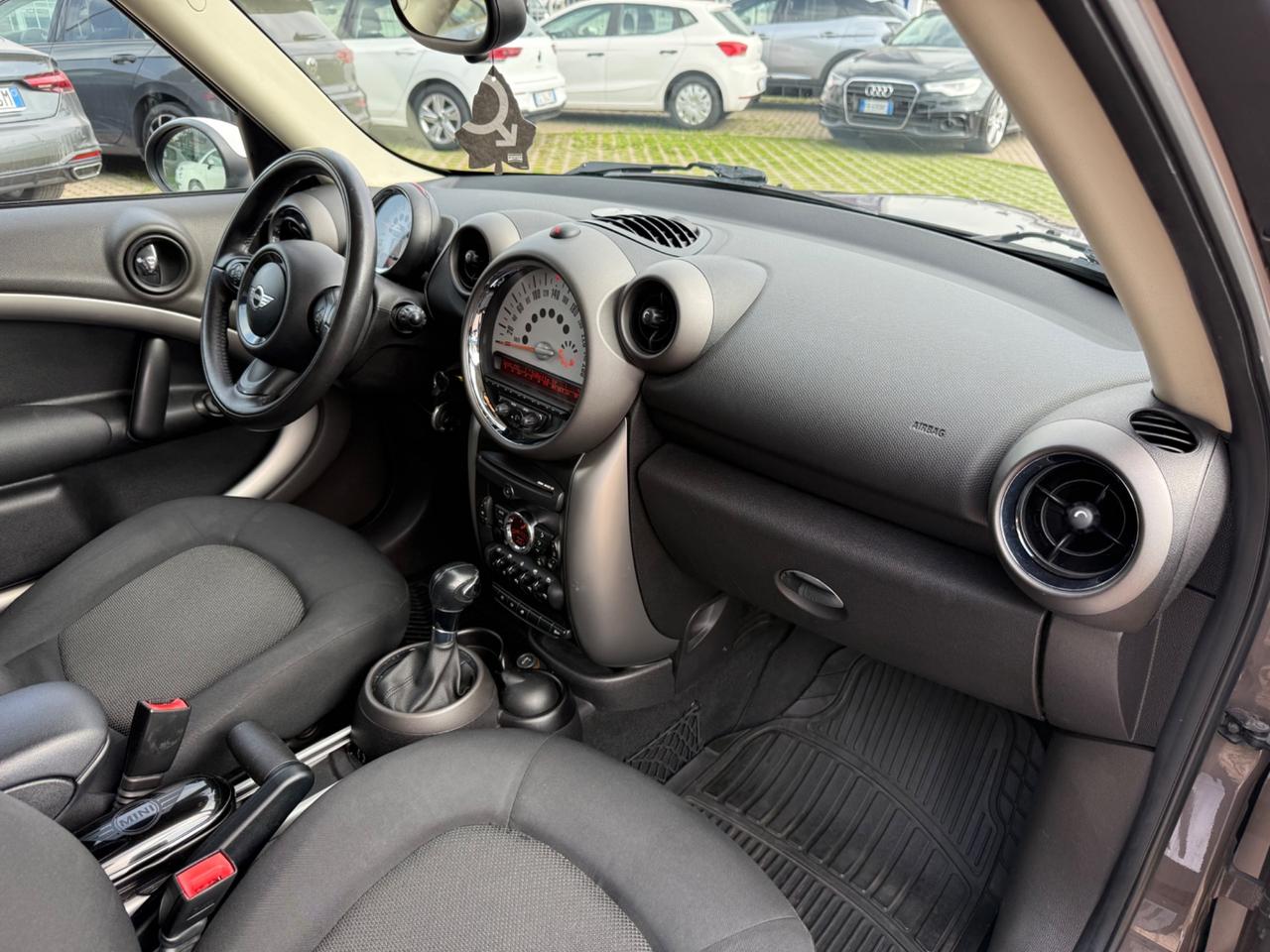 Mini One Countryman 2.0 Cooper D Automatica ADATTA AI NEOPATENTATI