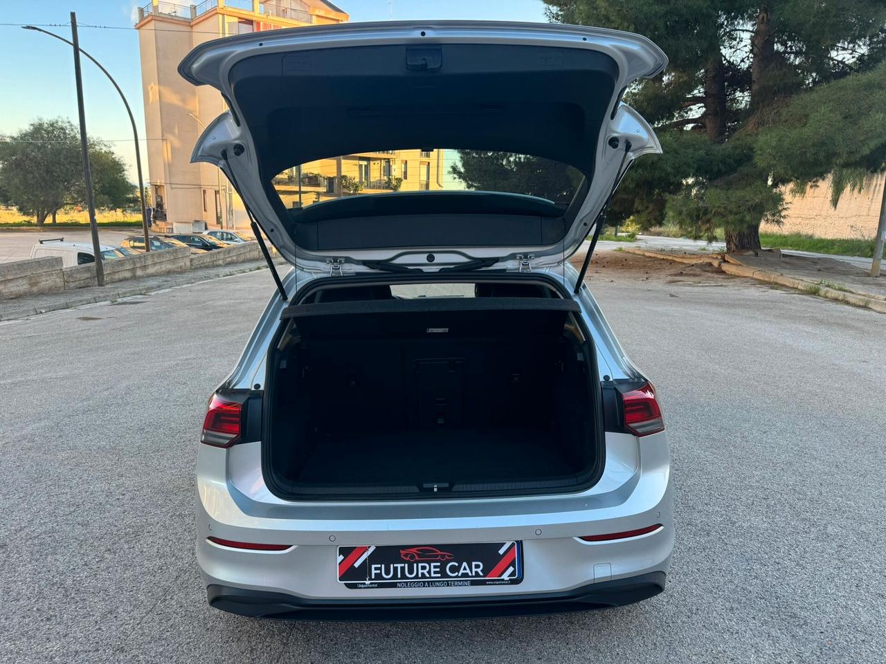 Volkswagen Golf 8 2.0 TDI SCR Style