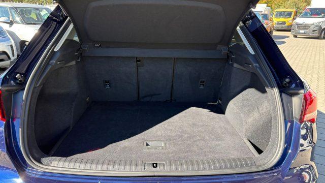 AUDI Q3 35 TDI S tronic Business *** IVA ESPOSTA ***