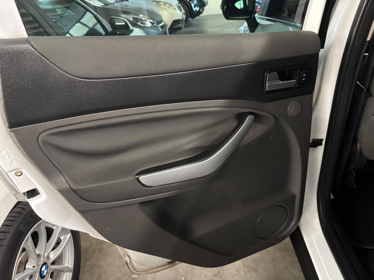 Ford Kuga 2.0 TDCi 140 CV 2WD Titanium