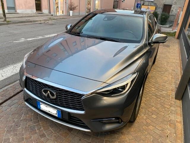 Infiniti Q30 2.2 diesel DCT Premium