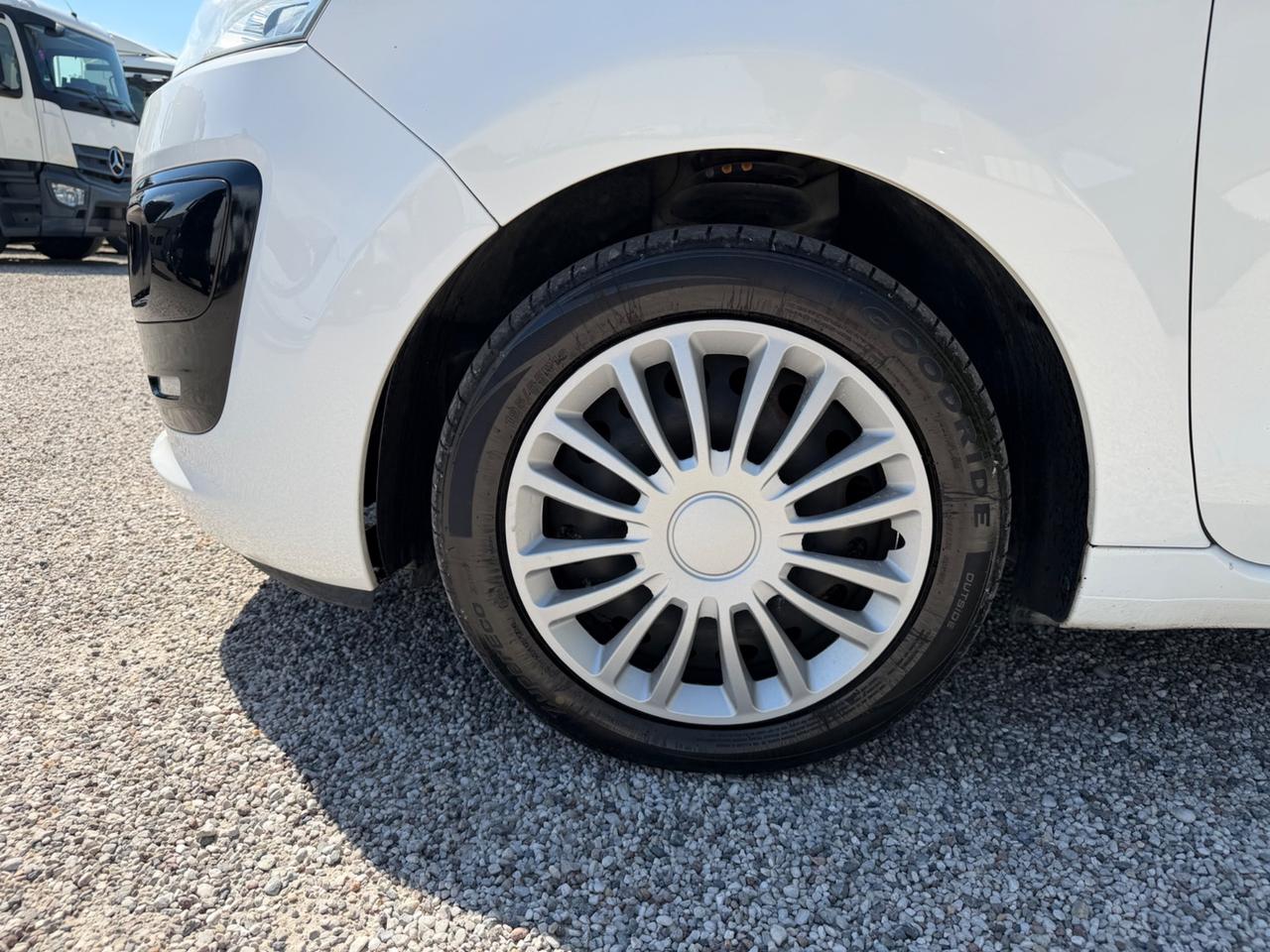 Citroen C3 Picasso 1.4 VTi 95 Seduction GPL SCADENZA 01.2033
