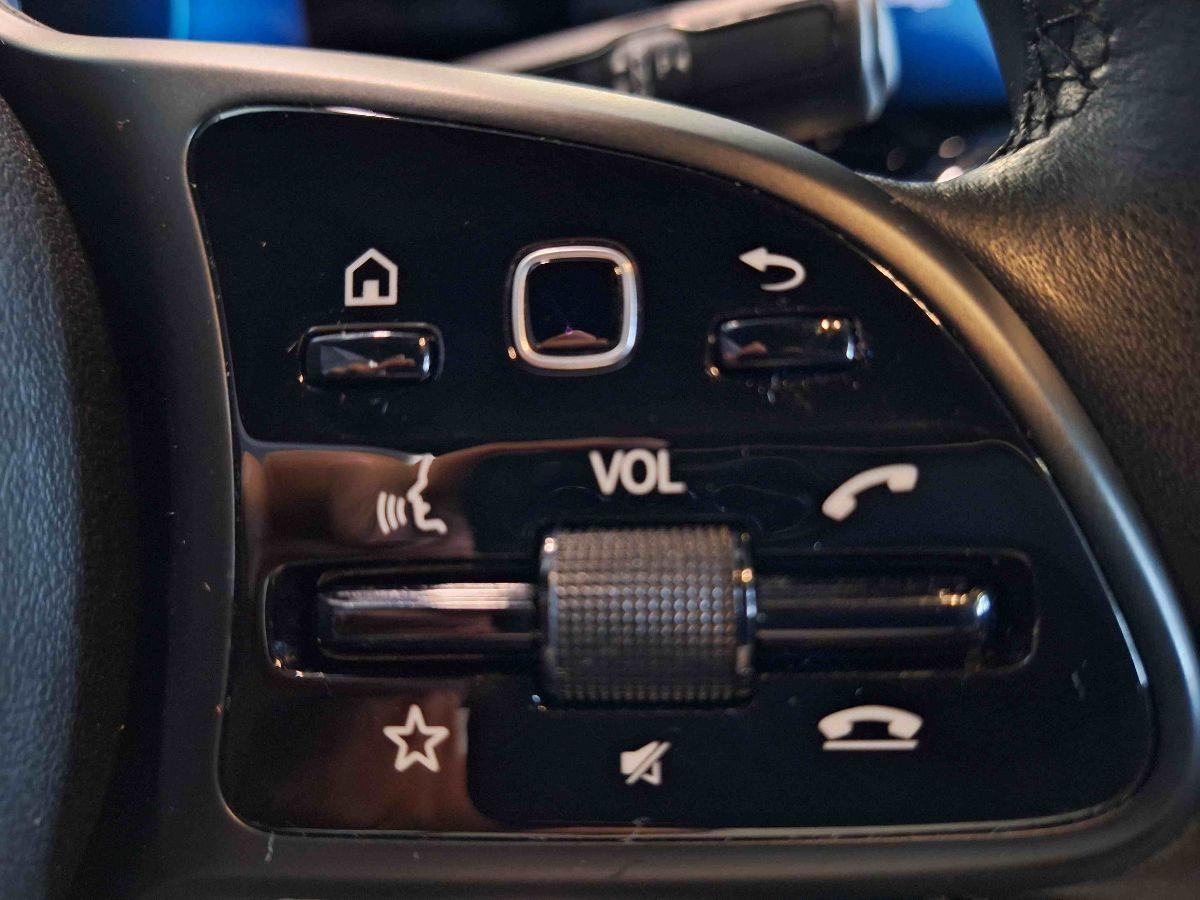 MERCEDES GLB 200 d auto 7posti - RETRO-CAM - LED - GAR.24 MESI