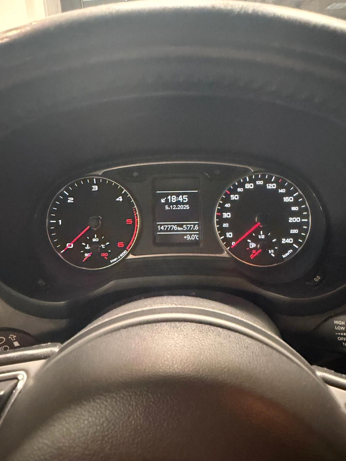 Audi A1 1.6 TDI 105 CV S line edition plus