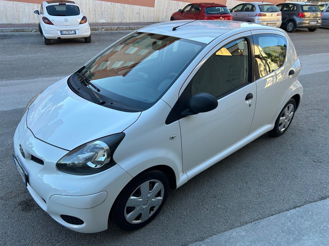 Toyota Aygo 1.0 benz ideale per neopatentati