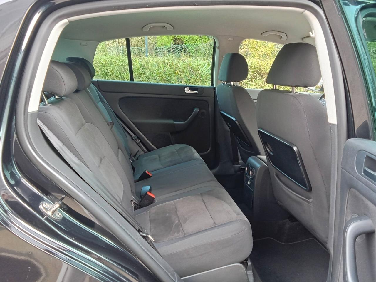 VW GOLF 1.6 TDI 105Cv DSG ALCANTARA GARANZIA12/24