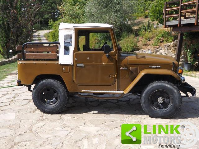 TOYOTA Land Cruiser BJ40 1977 CON ASI RESTAURO CONSERVATIVO