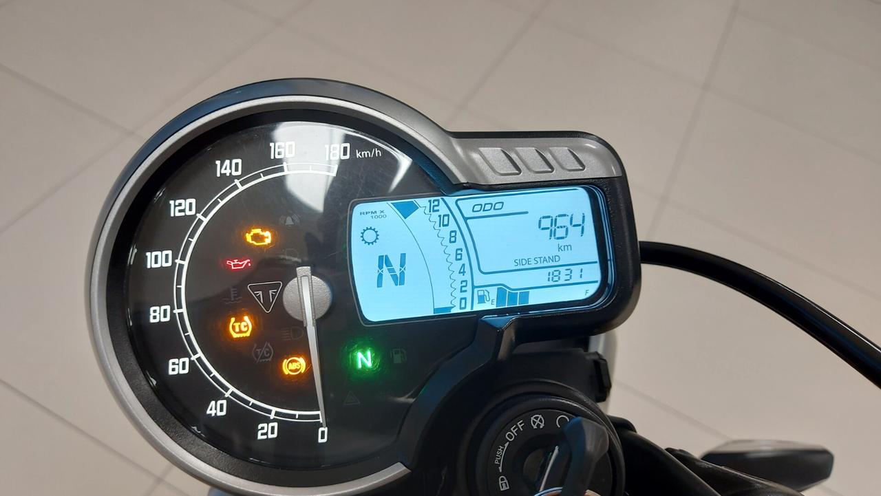 Triumph Speed 400 SPEED 400