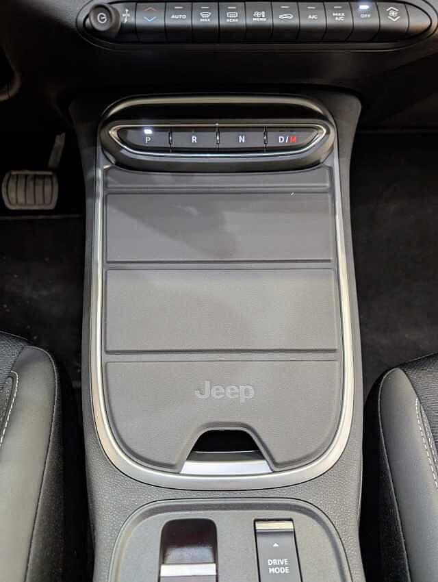 Jeep Avenger Summit 1.2 Hybrid