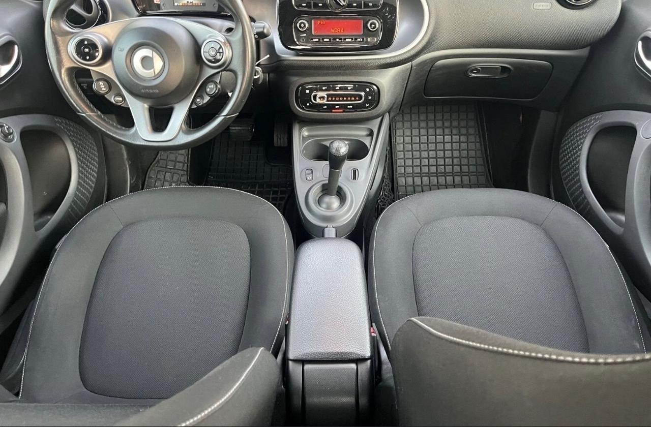 Smart ForTwo 1.0 71cv Coupe Clima cambio Auto