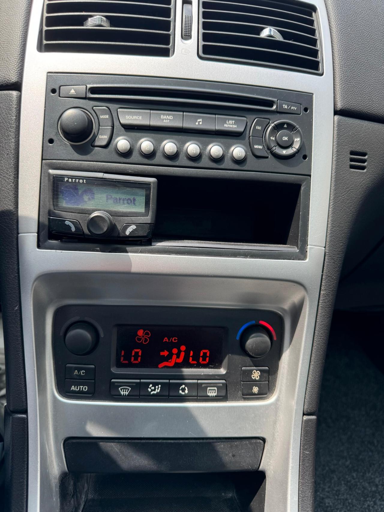 Peugeot 307 station wagon GPL OK NEOPATENTATI