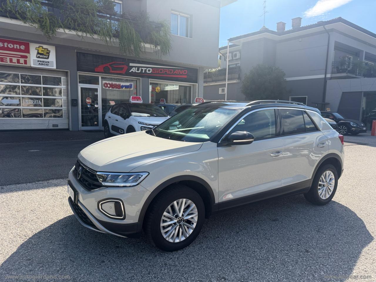 VOLKSWAGEN T-Roc 1.5 TSI ACT DSG Life