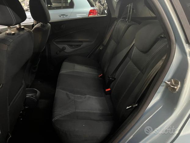 Ford Fiesta 1.4 TDCi 5p. Titanium