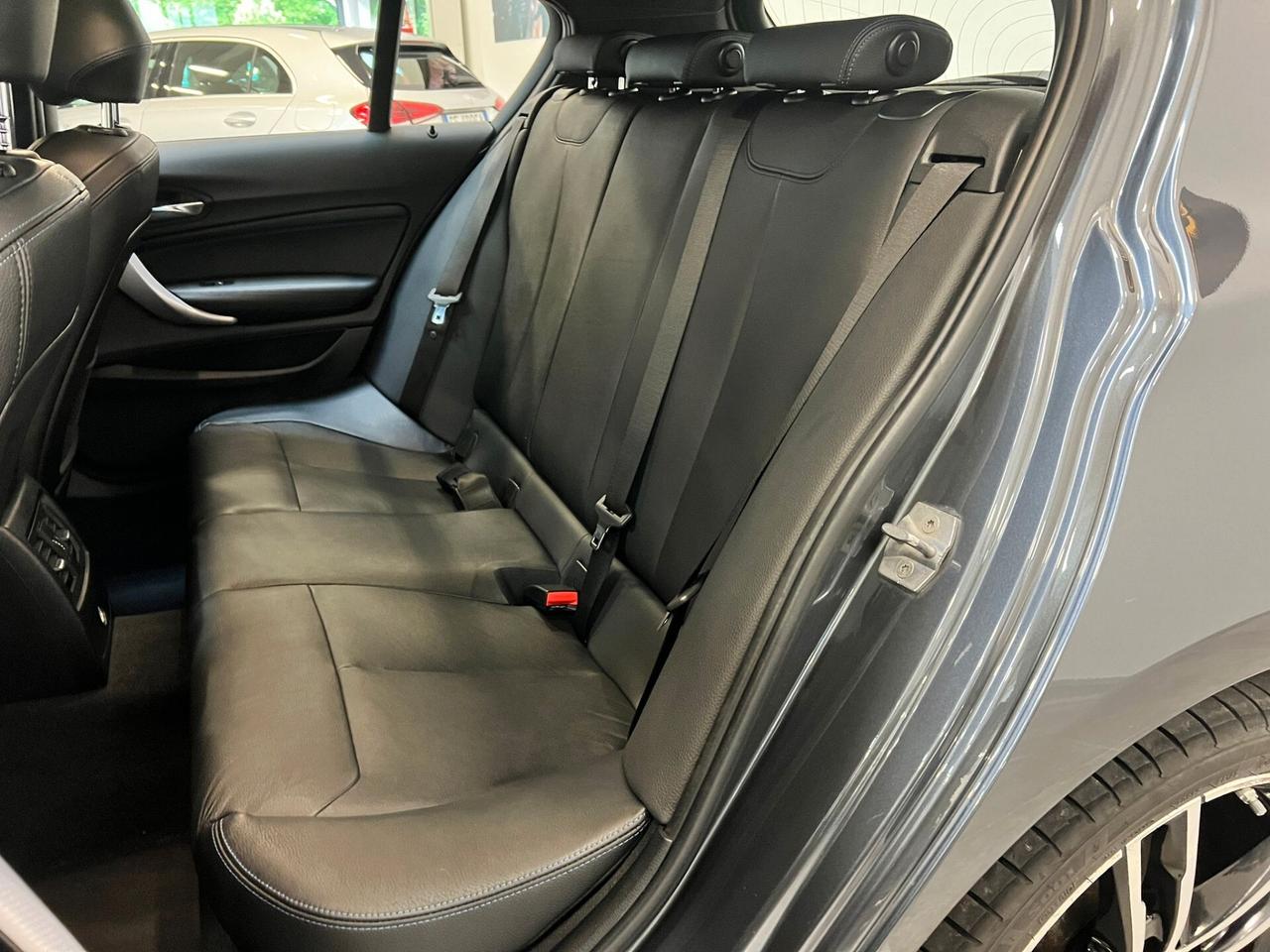 Bmw 118 118d 5p. Msport