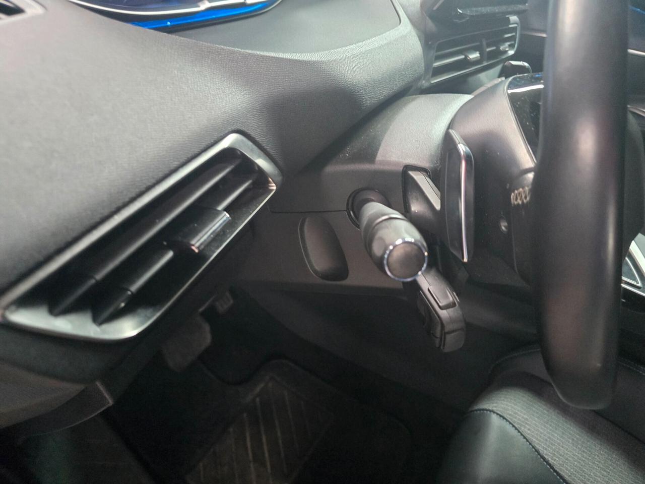Peugeot 3008 EAT8 Allure Pack SENZA VINCOLI FINANZIARI