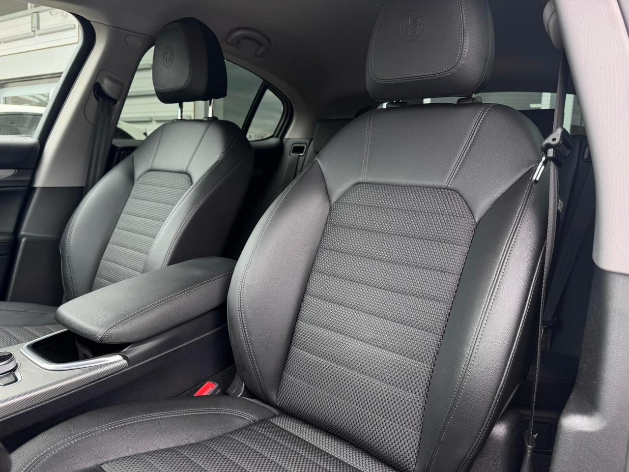 Alfa Romeo Stelvio 2.2 Turbodiesel 190 CV AT8 Q4 Sprint