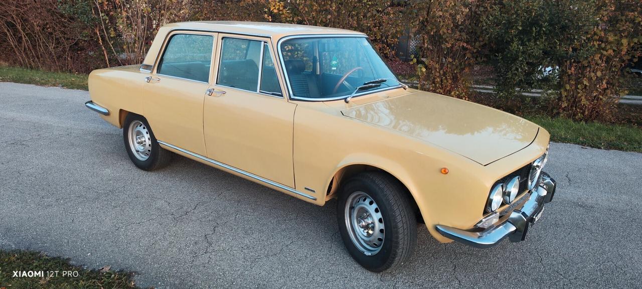 Alfa Romeo 2000 131cv (ASI - TARGA ORIGINALE)