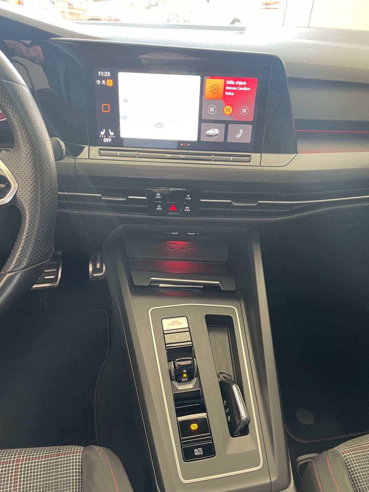 Volkswagen Golf 2.0 TSI GTI