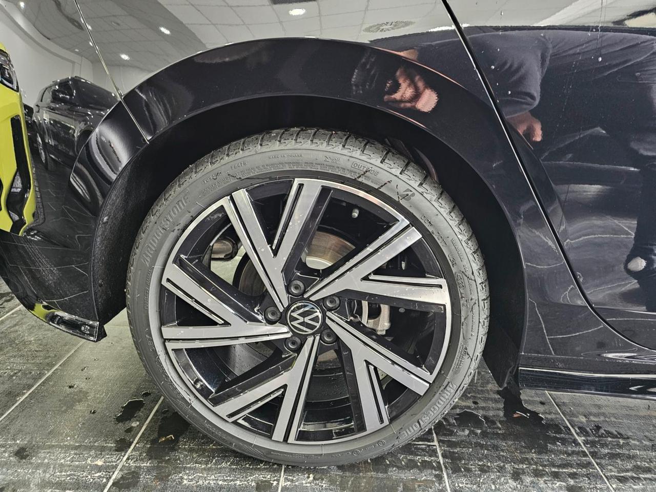 Volkswagen Golf R-Line Tetto Navi Camera C.18" RLine R Line Led
