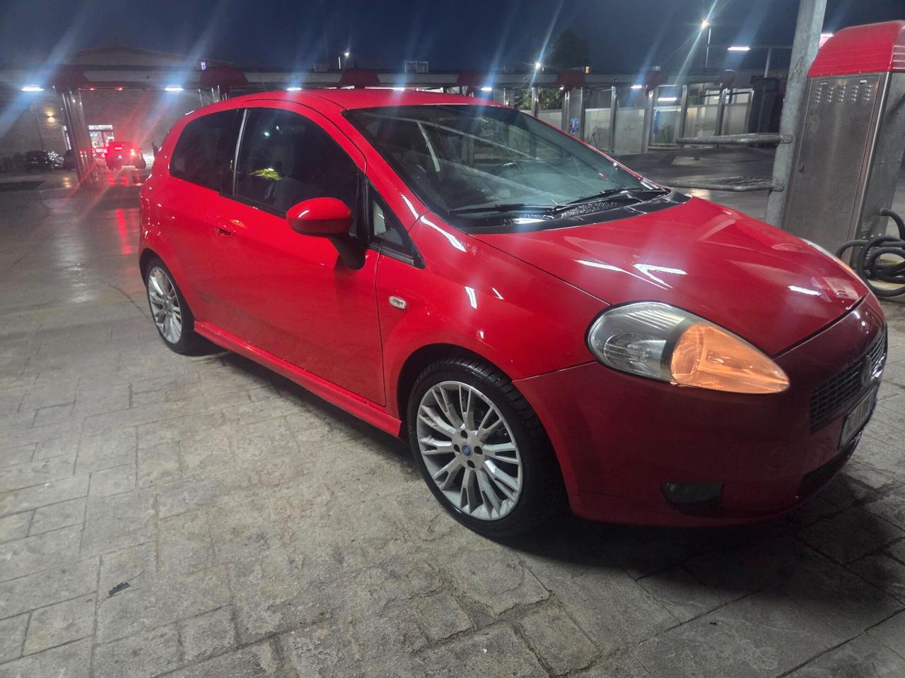 Fiat Grande Punto 1.4 Starjet 16V 3 porte Sport Gpl