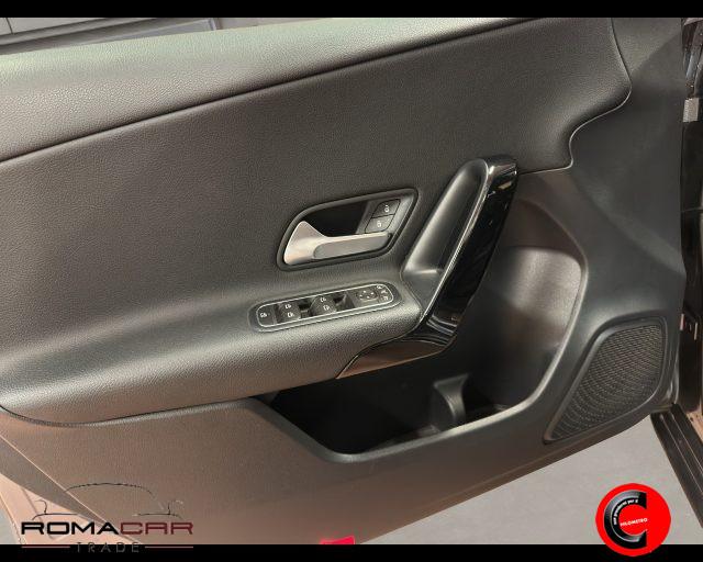 MERCEDES-BENZ A 180 d Automatic Business Extra