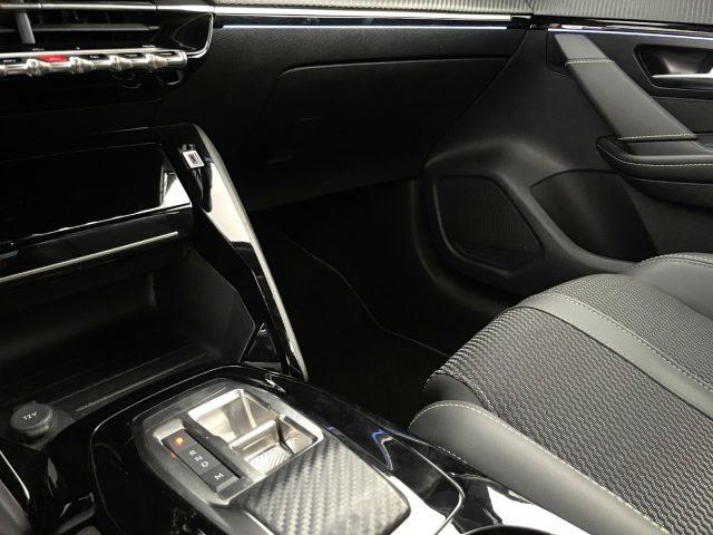 PEUGEOT 208 1.2 Hybrid 145 e-DCS6 GT