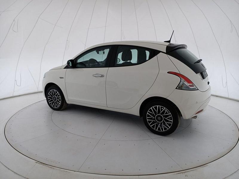 Lancia Ypsilon III 2021 1.0 firefly hybrid Platino s&s 70cv