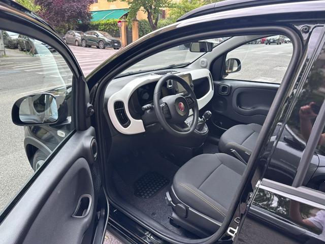 FIAT Panda 1.0 FireFly S&S Hybrid Pandina Cross-Navi-Carplay