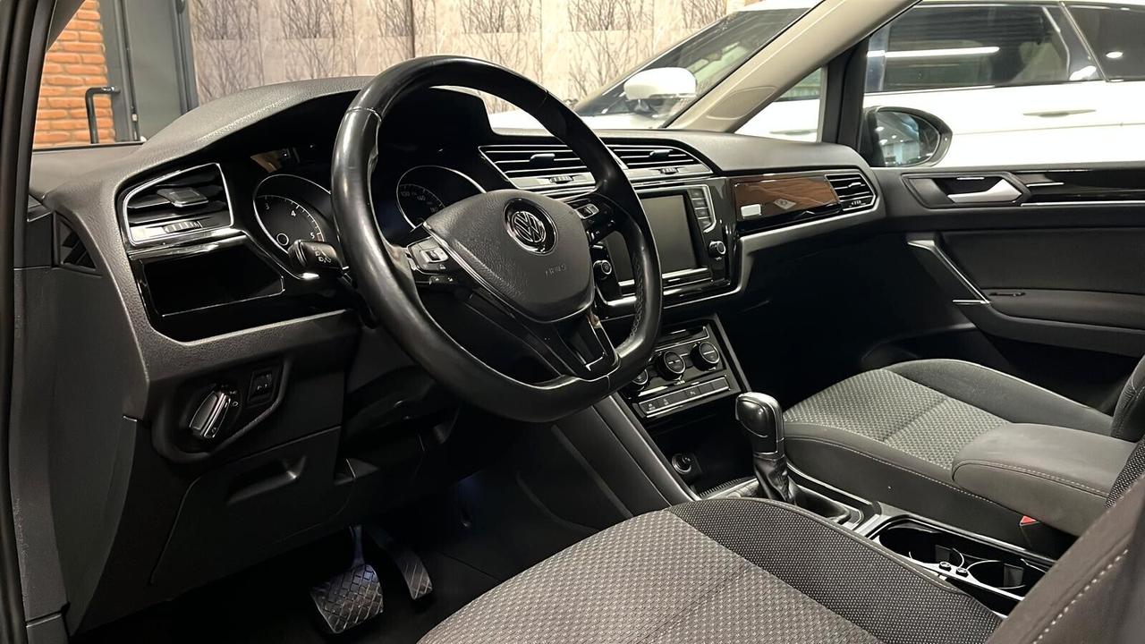 Volkswagen Touran 1.6 TDI DSG Comfortline BlueMotion Technology