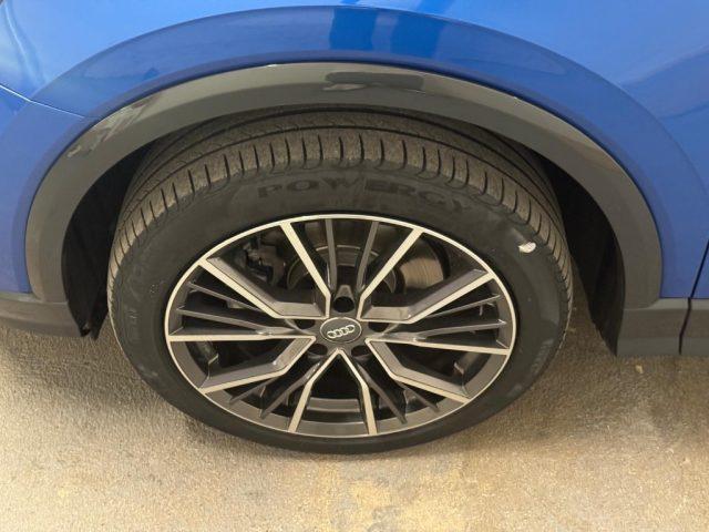 AUDI Q2 1.6 TDI S tronic admired