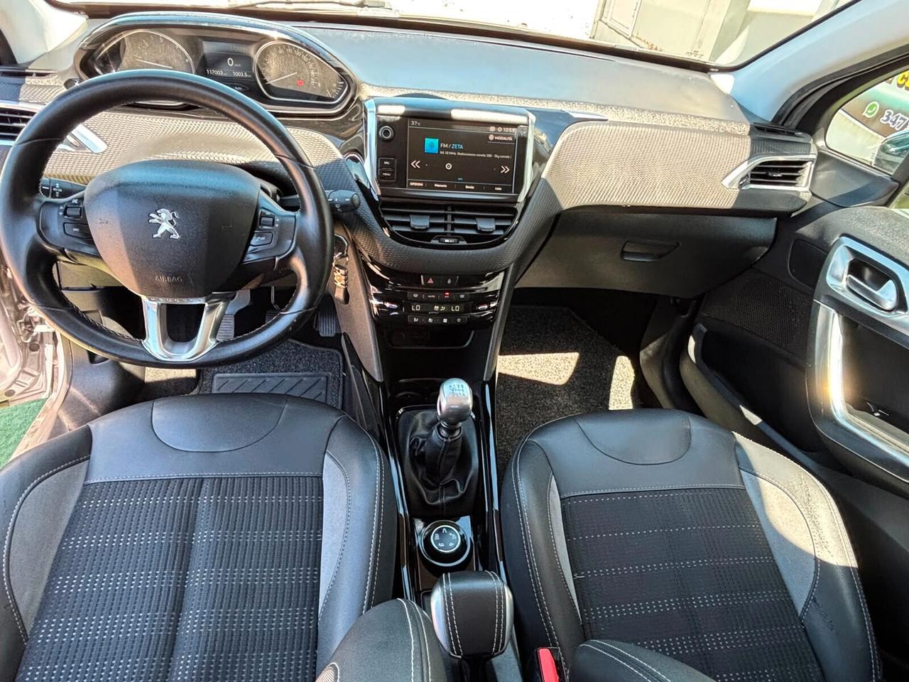 Peugeot 2008 1.5 DIESEL Black Matt