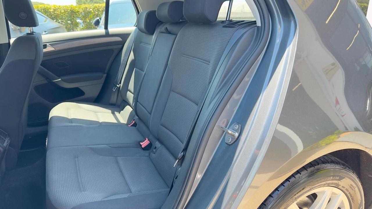 Volkswagen Golf 2.0 TDI 150 CV DSG SCR Style *PRONTA CONSEGNA* PROMO* FARI FULL LED*R17*