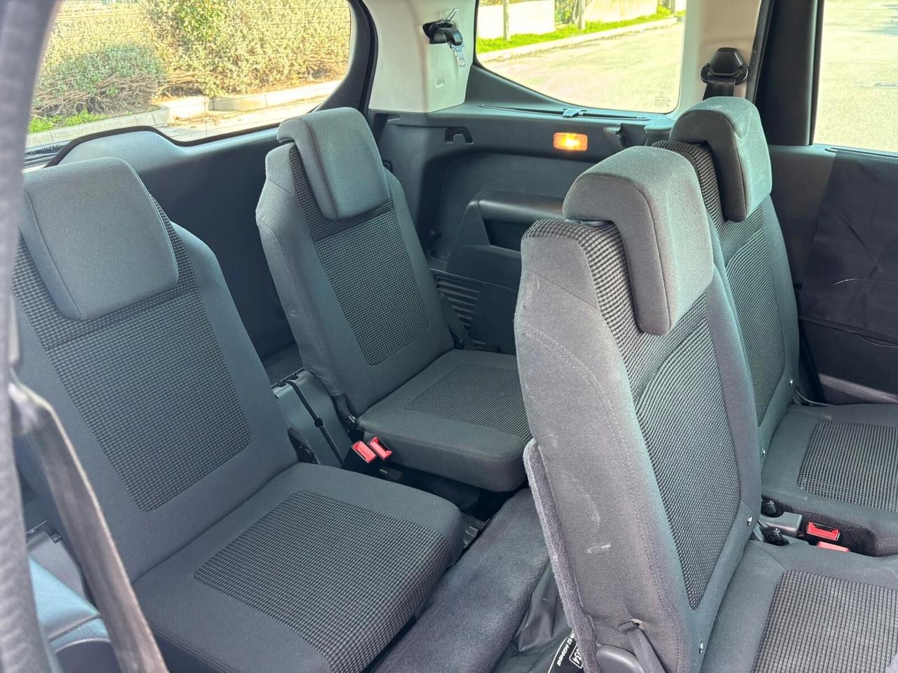 Peugeot 5008 BlueHDi 120 S&S Business 7 Posti