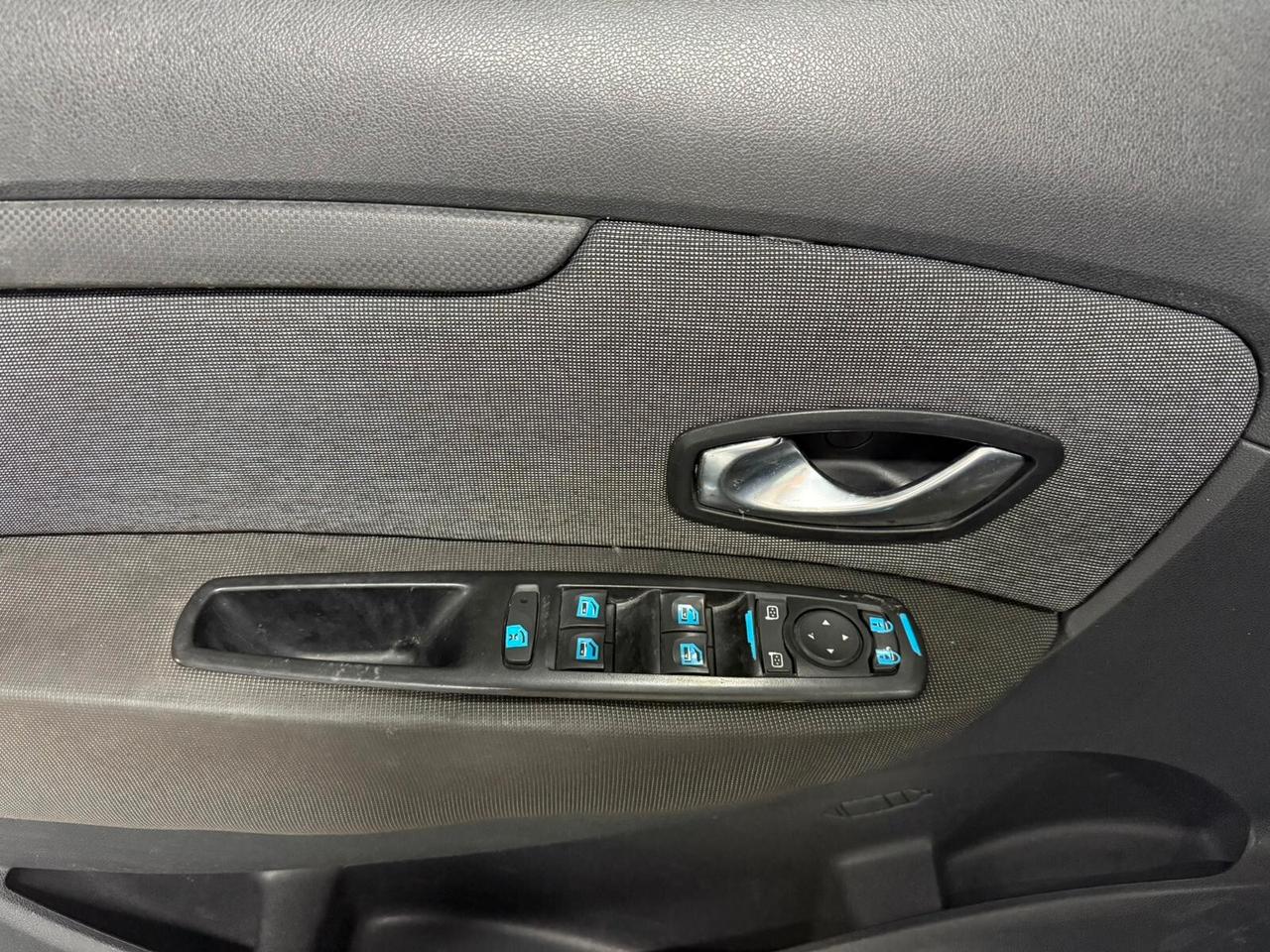 Renault Scenic Scénic X-Mod 1.5 dCi 110CV Luxe