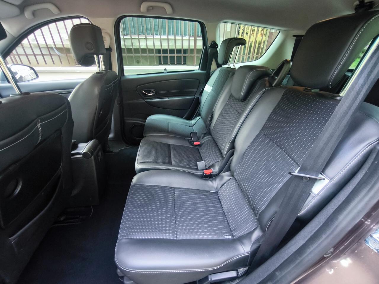 RENAULT SCENIC 1,5 DCI ENERGY - 110CV-7 POSTI-