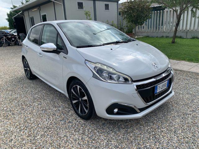 PEUGEOT 208 1° serie PureTech 82 Stop&Start 5 porte Signature